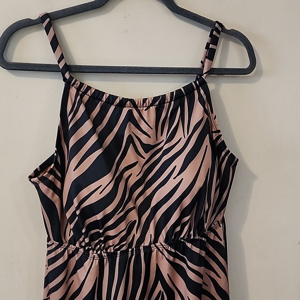 EVRI SWIM TOP 1X NWT - Picture 2 of 5